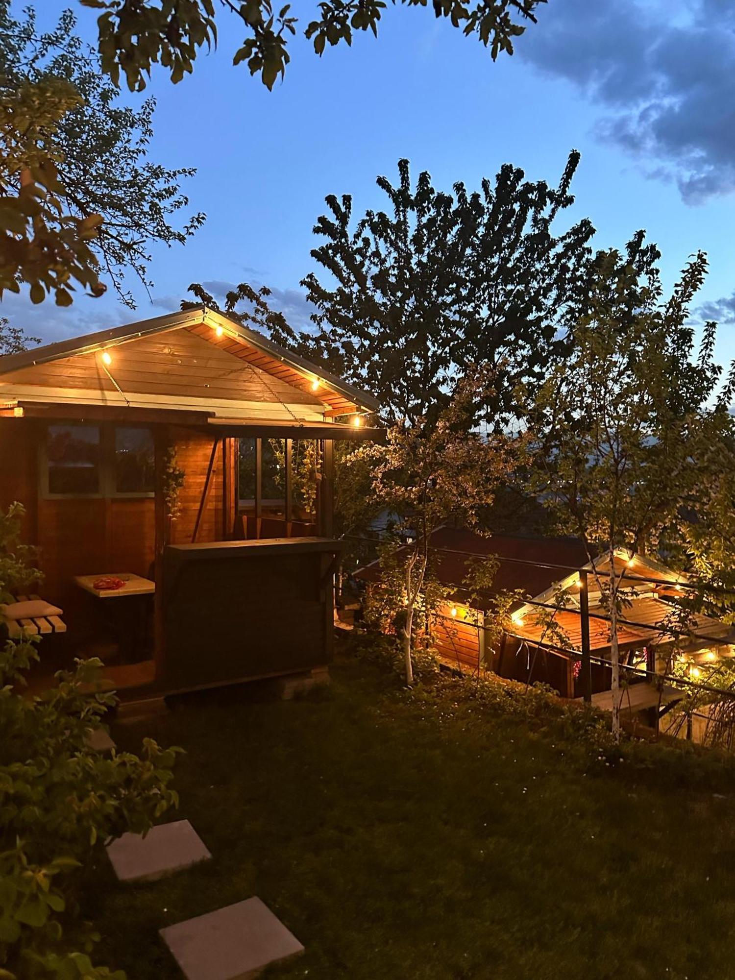The Bungalows 塞拉耶佛 外观 照片